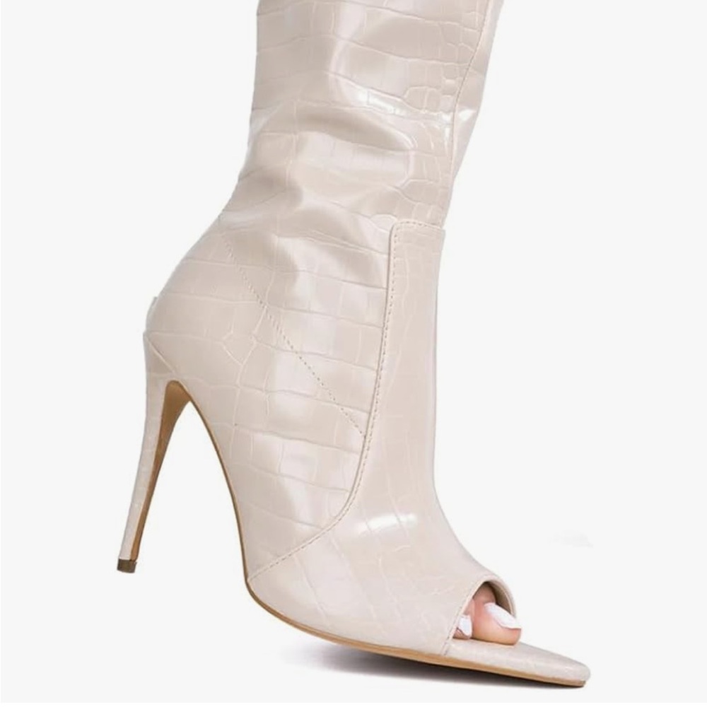 Cape Robbin Cream Over-the-Knee heeled Boots size 8 - Picture 3 of 13